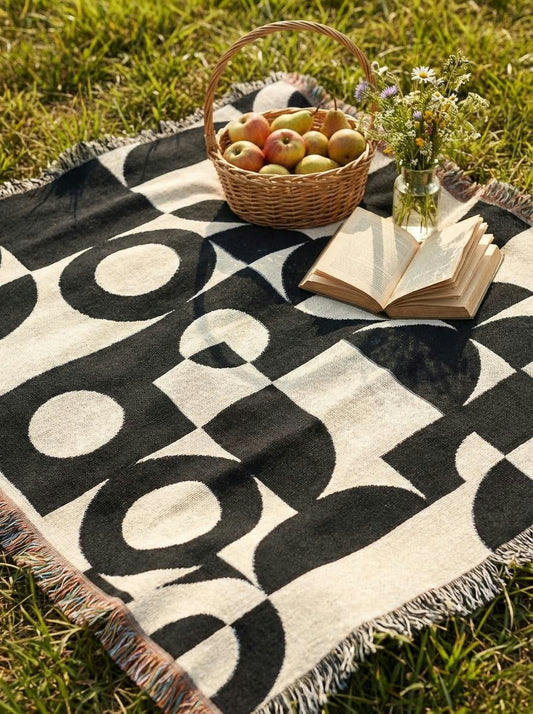 Black & Ivory Geometric Circles Throw Blanket – Modern Bauhaus Woven Art Décor for Sofa and Bed - Modern Geometric Home Decor | HERITAGE LOOM CO.